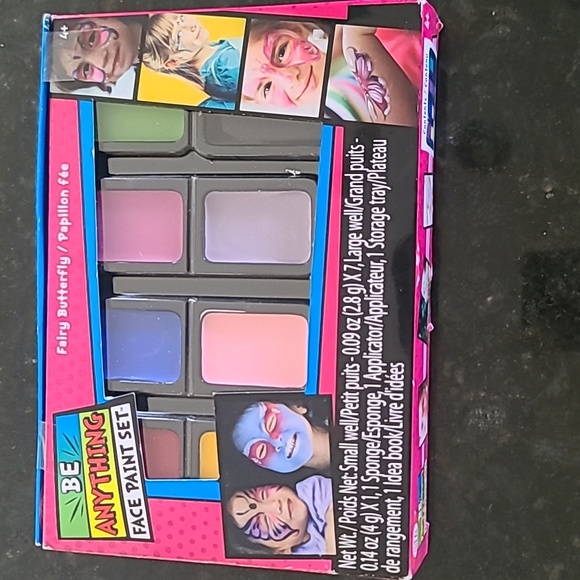 Face painting kit - Picture 1 of 2